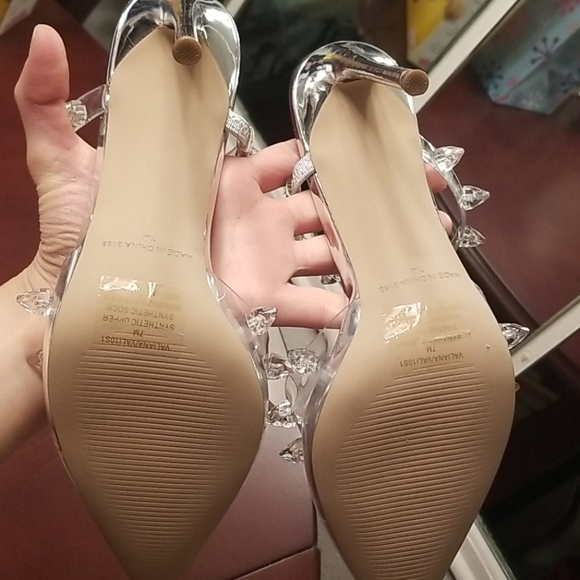 Steve Madden Silver Heels with Crystal Accents - Picture 4 of 4